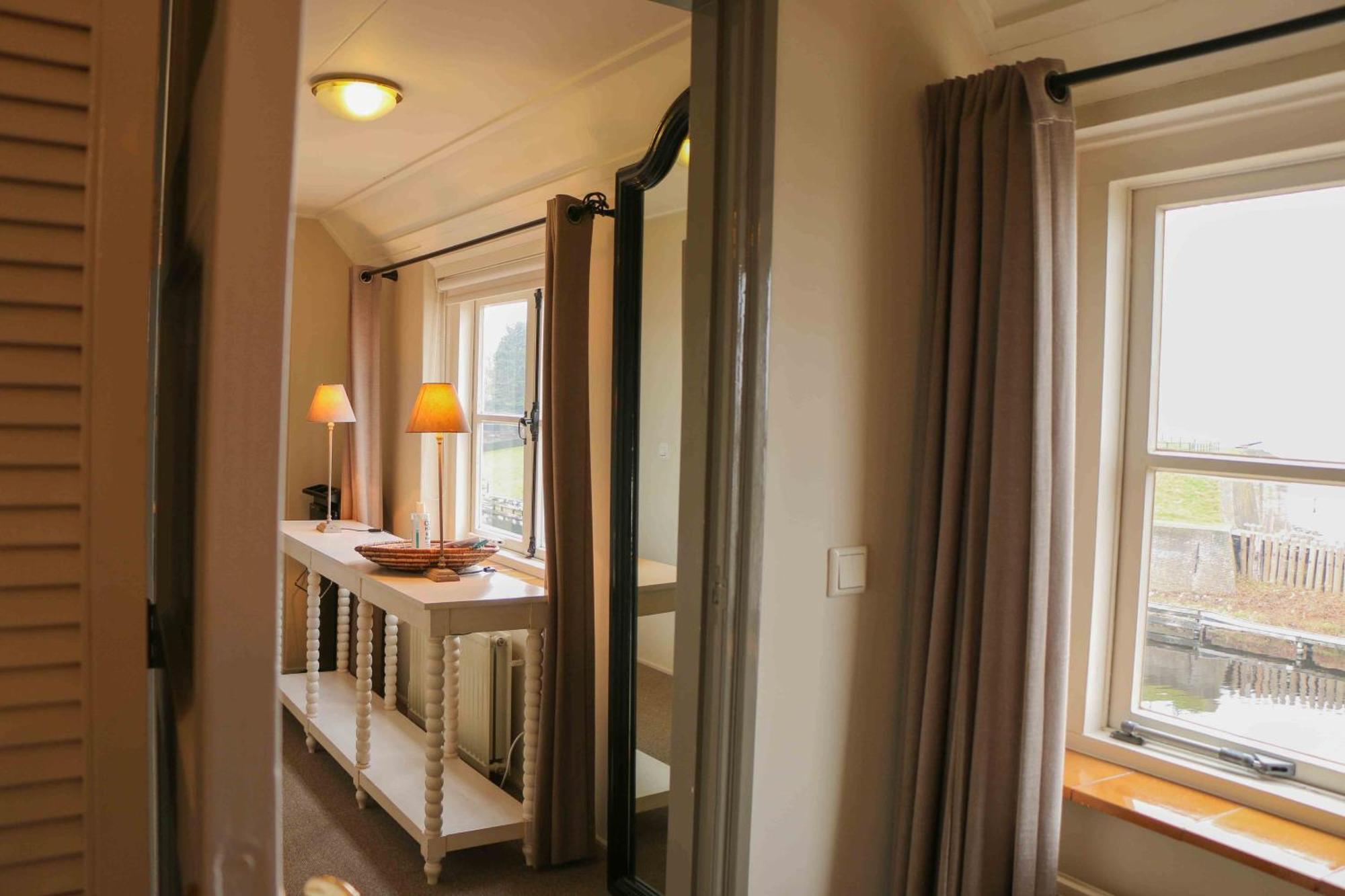 Auberge De Campveerse Toren วีเร ภายนอก รูปภาพ